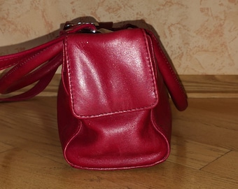 Oriano hand bag shoulder bag leather color red