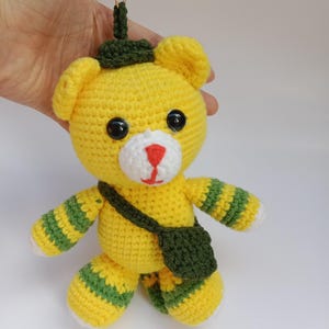 Gehäkelter Gelber Bär Schlüsselanhänger: Handgemachtes Amigurumi Plüschtier