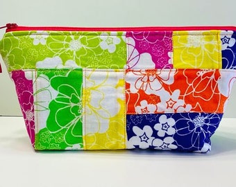 Tropical Green Zipper Pouch