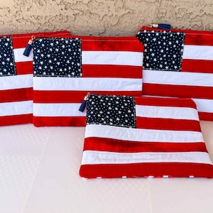 Quilted Flag Zipper Pouch – Patriotic Fabric Pouch, 4th of July Makeup Bag, Americana Coin Purse, Red White and Blue Small Gift Bag