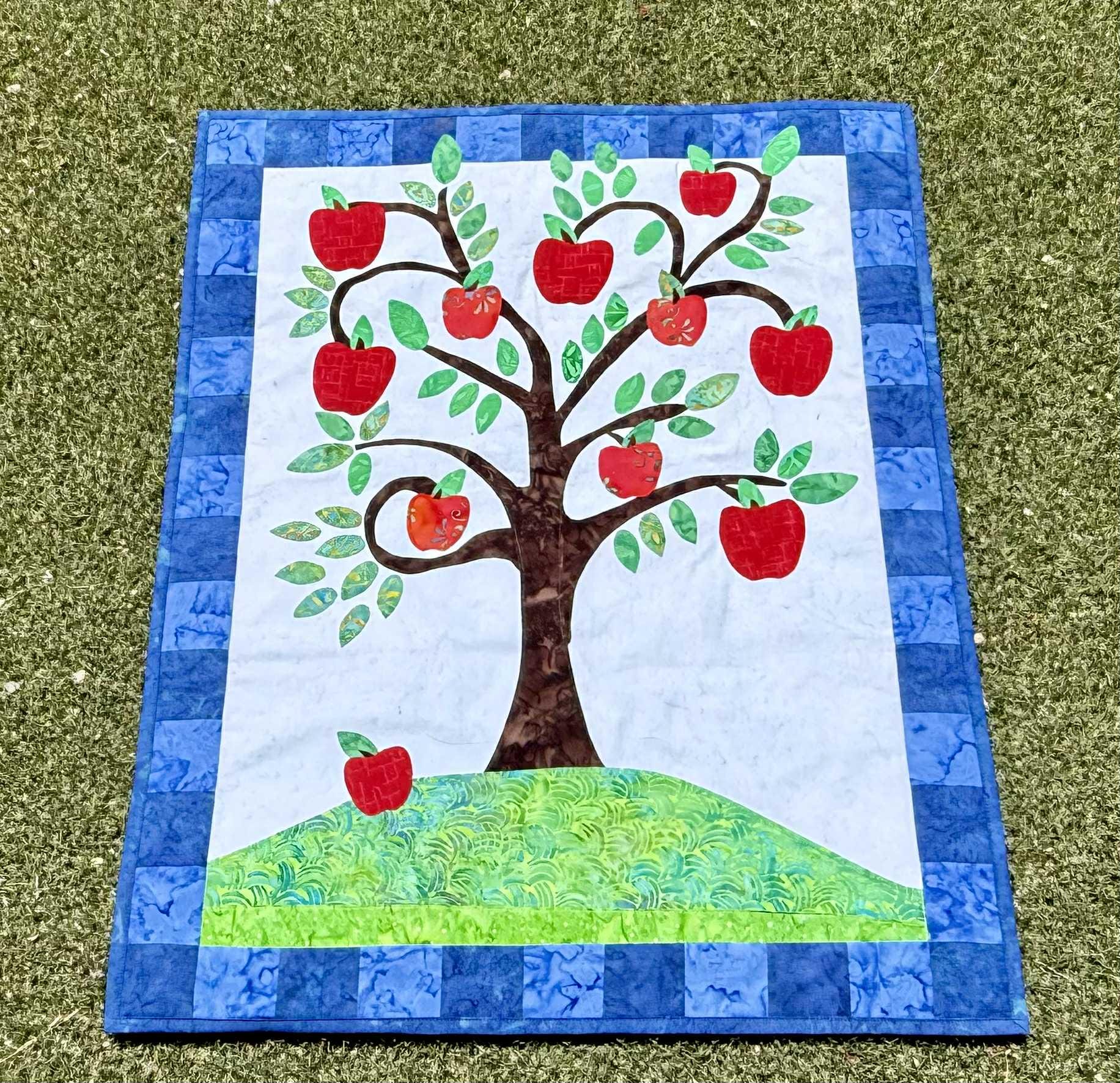 Red Apple Tree Mini Quilt Wall Hanging - Etsy