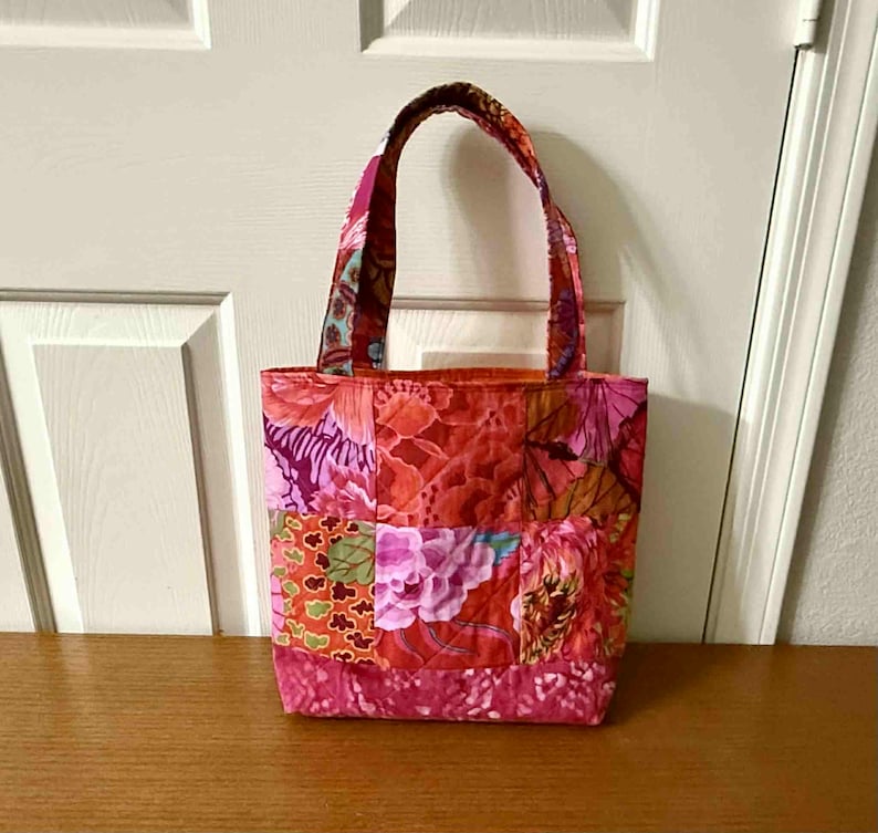 Sunset Quilted Tote Bag: Handgjord återanvändbar shoppingkasse i bomullsbatik bild 2