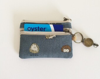 Travel pass case (round hedgehog in grey)