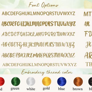 Puede incluir: Gr&aacute;fico que muestra opciones de fuente y colores de hilo de bordar. Las opciones de fuente se muestran en dorado, con ejemplos de cada estilo de fuente. Los colores del hilo de bordar incluyen rojo, verde, blanco, dorado, azul, marr&oacute;n y negro.
