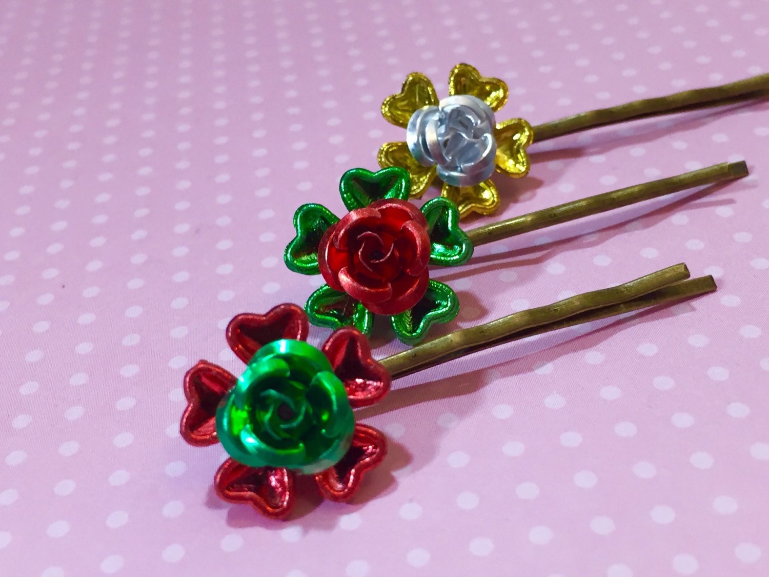 green and gold hair accessories
