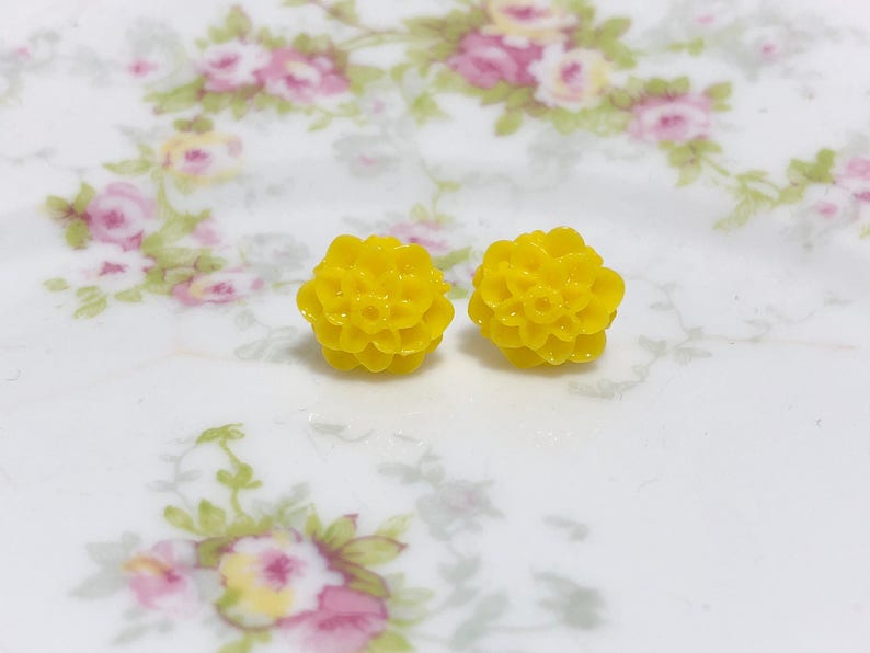 Small Little Bright Yellow Chrystanthemum Mum Flower Stud Earrings with Surgical Steel Posts SE18 image 2