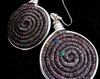 Vortex Yarn earrings -Grey Matter