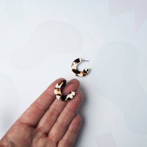 Umber Mini Hoop Earrings Mini Hoop Earrings, Acrylic Earrings, Acetate Earrings, Resin Earring, Tortoise shell Earring, Pretty Earrings image 5
