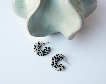 Marble Terrazzo Super Mini Earrings- Acetate Resin black & cream Pretty huggie Hoops