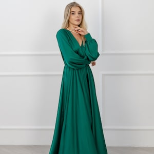 Emerald Green Bridesmaid Dress Long Sleeve Formal Dress Satin Open Back Dress Evening Gown With Sleeves Maxi Dress For Wedding Guest