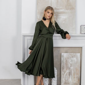 Abito da sposa verde oliva per la madre della sposa - Abito da invitata al matrimonio verde oliva - Abito midi per invitata al matrimonio - Abito da cerimonia per donna - Abito da cocktail elegante