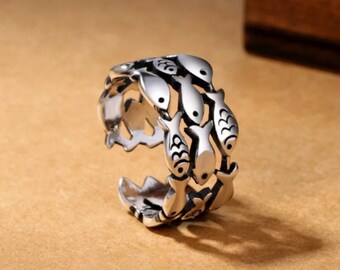 Fish-Shaped Ring – Adjustable Size – Silver-Plated with Copper