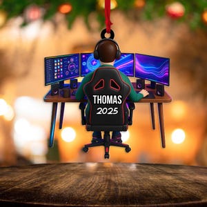 Aangepaste gamer acryl 2D plat ornament, gamingcomputer kerstprnament, jongen meisje speelt videogamespeler kerstornament, gameliefhebber
