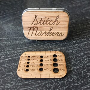 Stitch marker box with needle gauge - knitting tin - gift for knitter