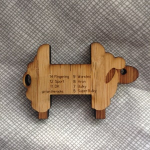 Sheep wraps per inch Gauge - WPI - Spinner control card - bamboo