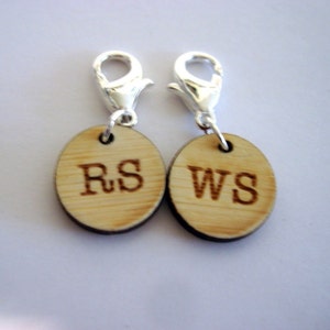 Right Side and Wrong Side clasped markers - bamboo