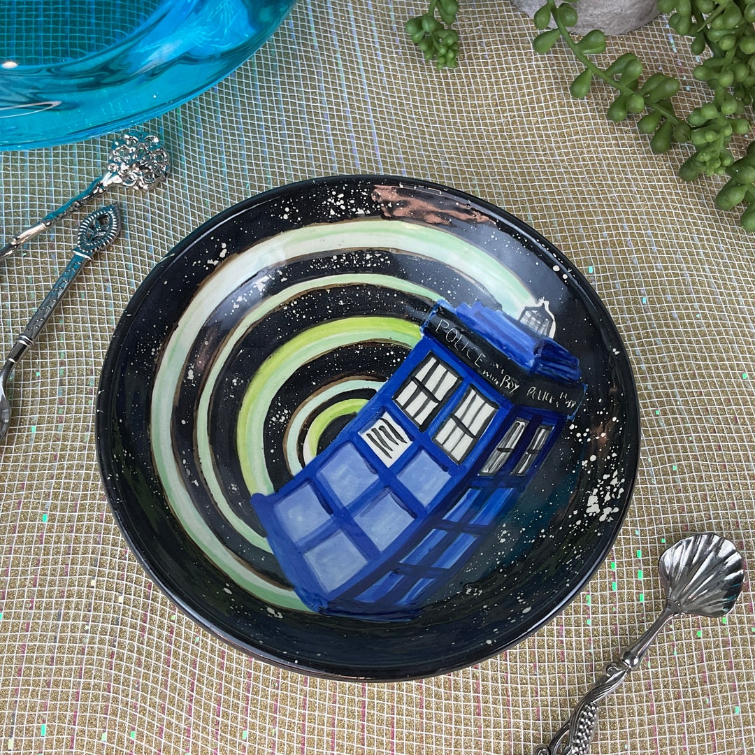Police Box in Space Doctor Who Inspired TARDIS Bowl - Etsy Australia