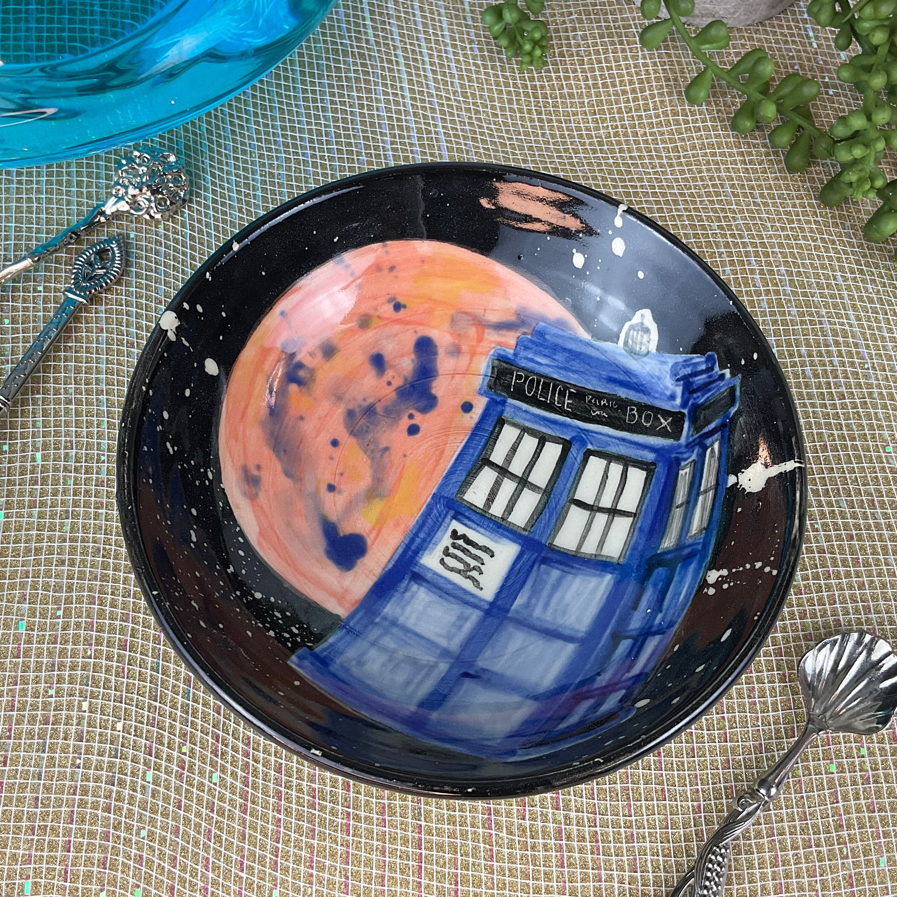 Police Box in Space - Doctor Who Inspired TARDIS Bowl - Etsy