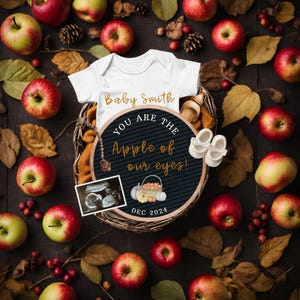 Schwangerschaftsankündigung unter dem Thema Äpfel, digitale Baby-Enthüllung, Herbst-Schwangerschafts-Enthüllung, digitale Canva-Vorlage, Geschenk für großeltern zu sein