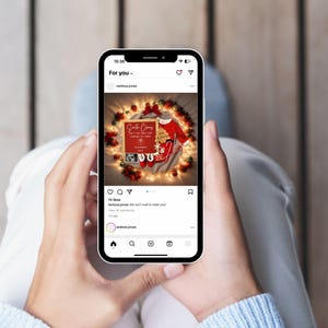 Christmas Themed Pregnancy Announcement, Editable Baby Reveal, Digital Canva Template, Xmas Baby Announcement, Personalized Bay Reveal