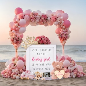 Digitale Schwangerschaftansage, Ballons wölben sich am Strand, Babymädchen, die Karte erwarten, Großeltern, um Geschenk zu sein, rosa Schwangerschaftansage