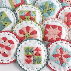 Cozy Quilt Block Filz Ornamente - DIY Projekt mit PDF Mustern und Anleitungen