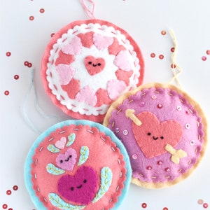 Hearts Day Felt Ornaments DIY Project PDF Patterns and Instructions image 2
