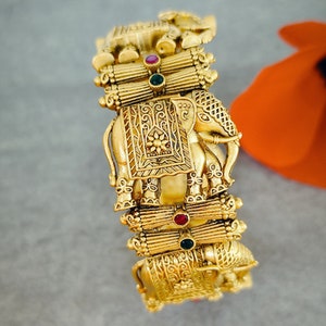 High-end gold-plated Hindu bracelet