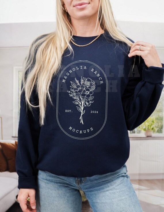 Mock up Photo: Gildan Heavy Blend™ Crewneck Sweatshirt 18000