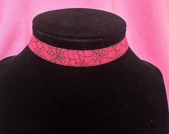 Pink and black reversible spiderweb choker necklace