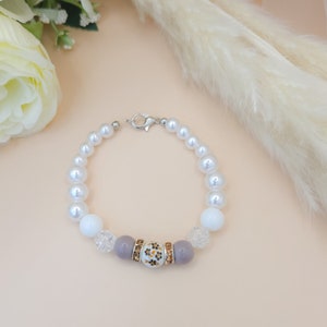 Elegante pulsera de cuentas hecha a mano, pulsera de porcelana, pulsera floral, pulsera de flores, cuentas de cerámica, joyería minimalista, regalo