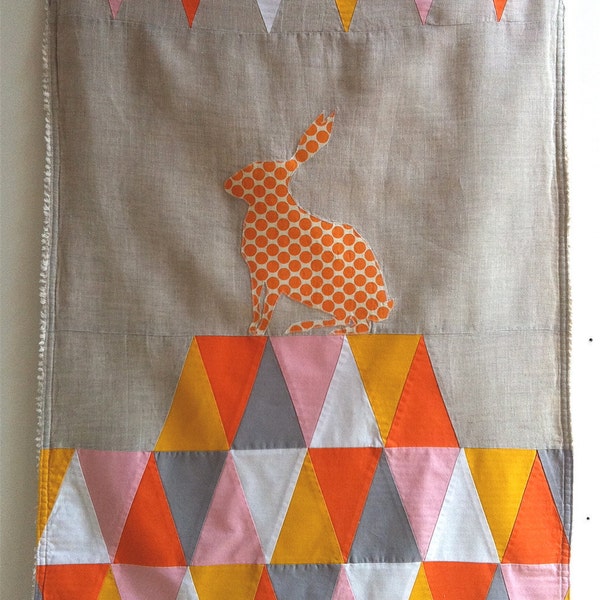 Circus Stroller Quilt - orange triangles