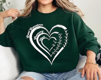 Custom Grandma Sweatshirt with Grandkids Names, Grandma Heart Sweat, Great Grandma, Gift for Mama, Personalized Mama Heart Sweatshirt