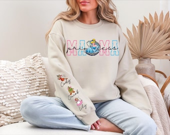 Sudadera de Disney Princess Mama, camiseta personalizada con nombre para niños, camiseta de princesas Cenicienta, camiseta de Disney Mama, suéter para el Día de la Madre, camiseta Mom Life