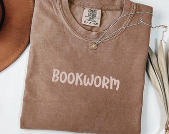 Comfort Colors® Bookworm Shirt, Book Lover T-shirt, Bookish Outfit, Book Club Clothing, Bookworm Tee, Reading Teacher Tshirt, Librarian Gift