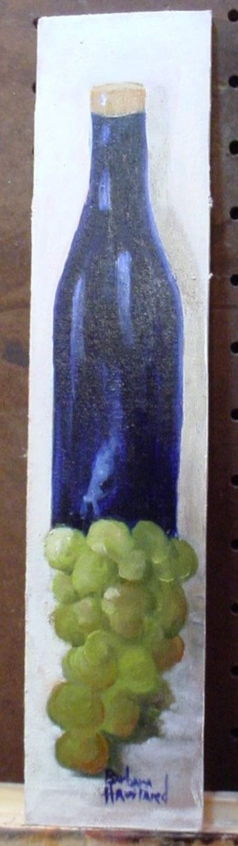 Raisins et bouteille bleue, huile minuscule, originale, nature morte, peinte à la main, Barbara Haviland image 3
