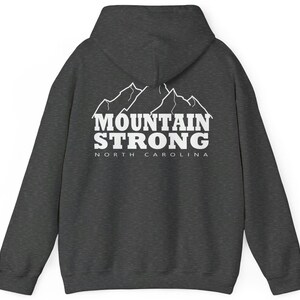 Felpa con cappuccio North Carolina Mountain Strong: regalo unisex per escursioni negli Appalachi immagine 4