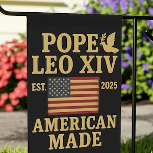 Pope Leo American Garden Flag: Patriotic Catholic Decor