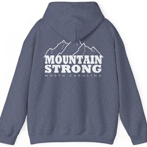 Felpa con cappuccio North Carolina Mountain Strong: regalo unisex per escursioni negli Appalachi immagine 10
