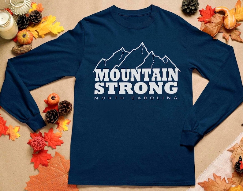 North Carolina Mountain Strong långärmad t-shirt med bekväma färger bild 1