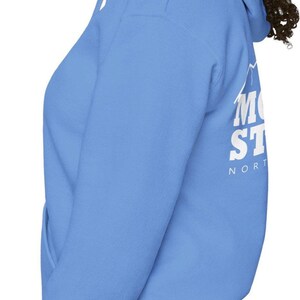 Felpa con cappuccio North Carolina Mountain Strong: regalo unisex per escursioni negli Appalachi immagine 5