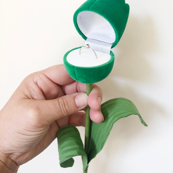 Green Tulip Flower Ring Box