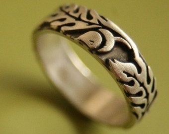 Wide Silver Oak Ring