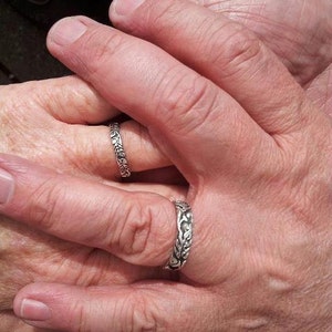 Silver Oak Wedding Ring Set image 3