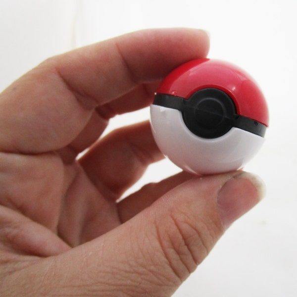 Pokemon Pokeball Ring Box