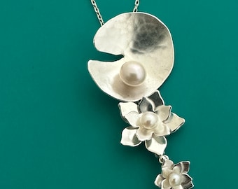 Pearl Waterlily Drop Necklace