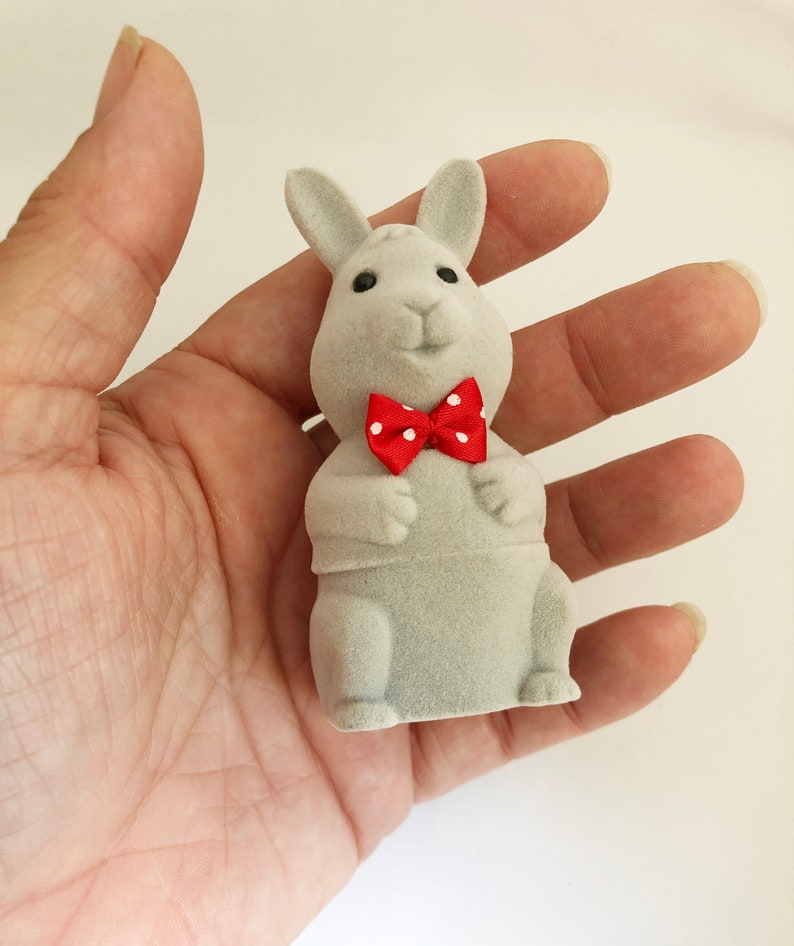 Bow Tie Bunny Rabbit Ring Box image 3