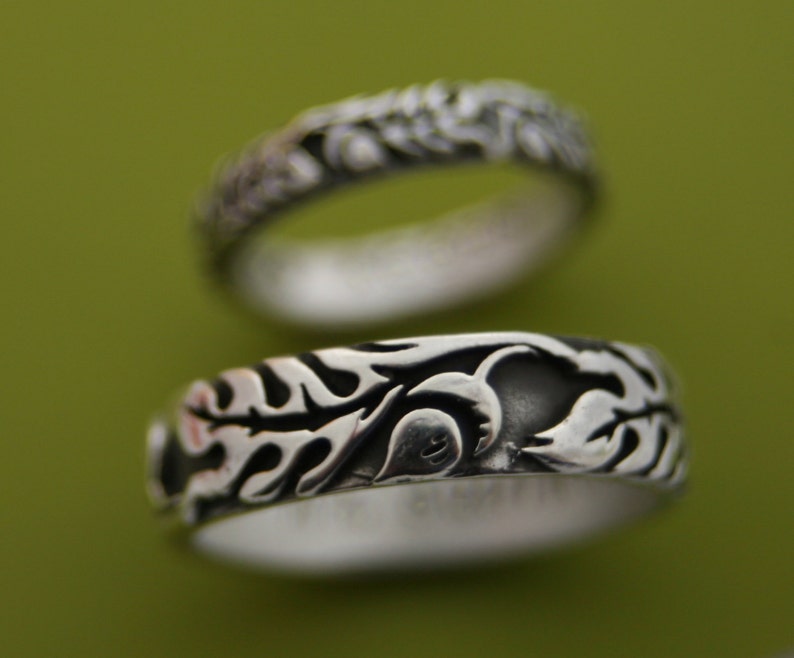 Silver Oak Wedding Ring Set image 2