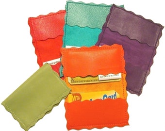 Tarjetero de piel de cordero italiana: funda fina tipo cartera