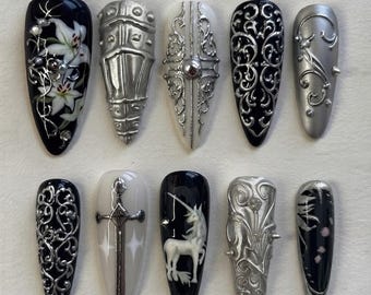 Faux ongles à coller armure de chevalier gothique sombre | Faux ongles licorne lys épée argentée